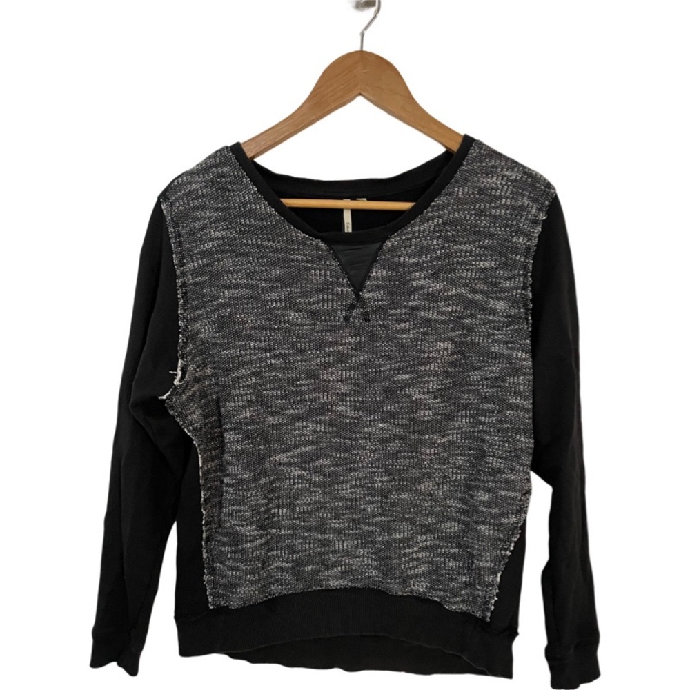 Cute Calvin Klein sweater